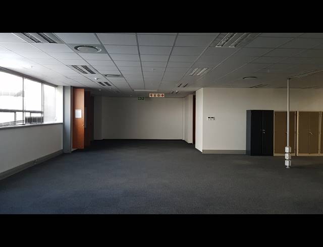758M² OFFICE TO LET IN KRAAIFONTEIN INDUSTRIA